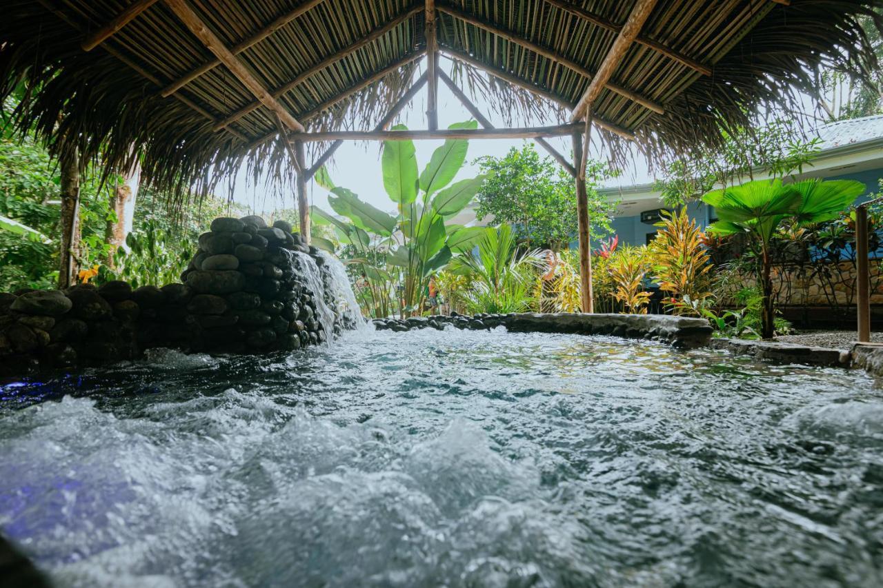 Oasis Diverse Adult Retreat Quepos Exteriör bild